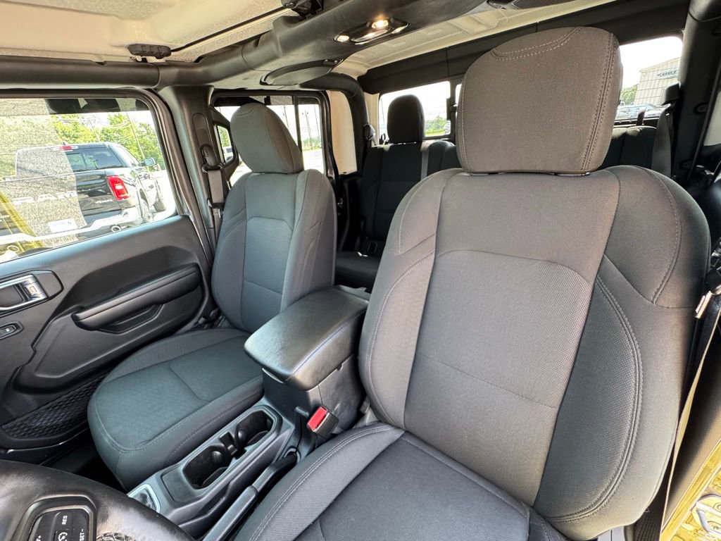 Used 2021 Jeep Gladiator Willys image 19