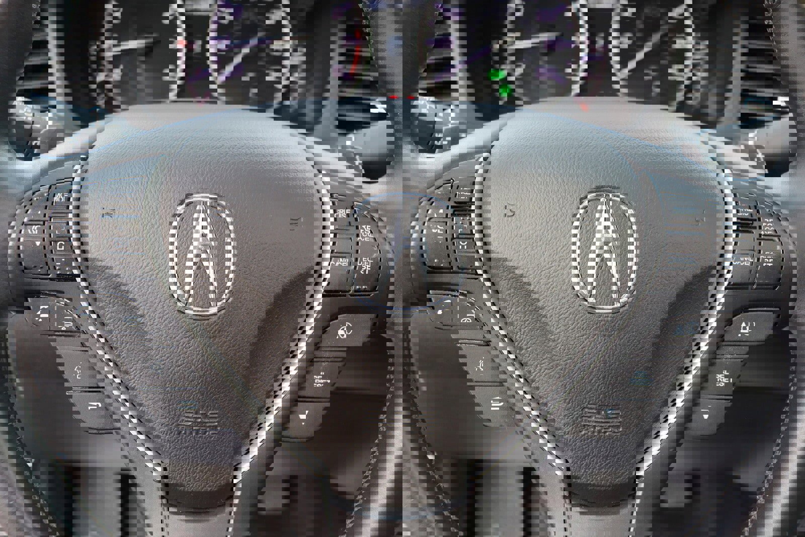 Used 2013 Acura ILX w/ Technology Package image 28