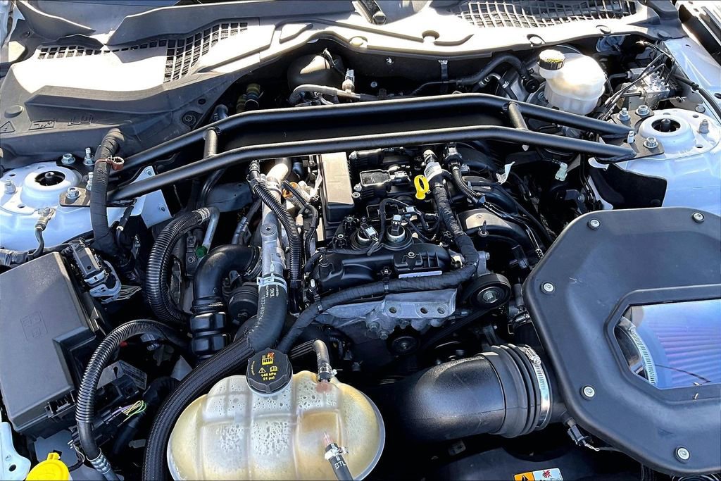 Used 2018 Ford Mustang Coupe image 31