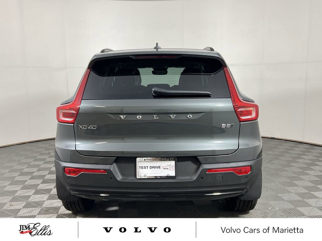 New 2026 Volvo XC40 B5 Ultra w/ Climate Package image 7