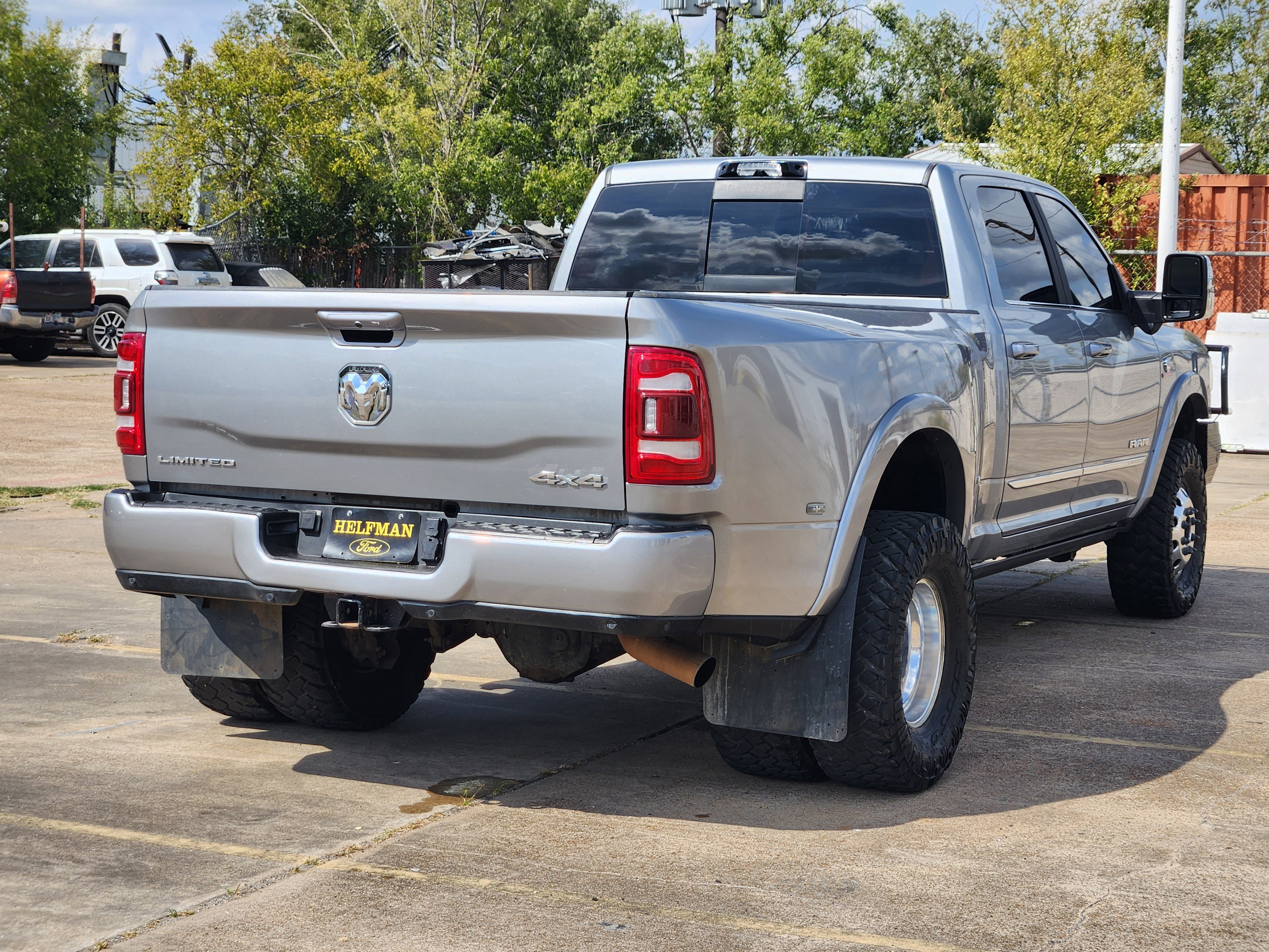 Used 2024 RAM 3500 Limited image 3
