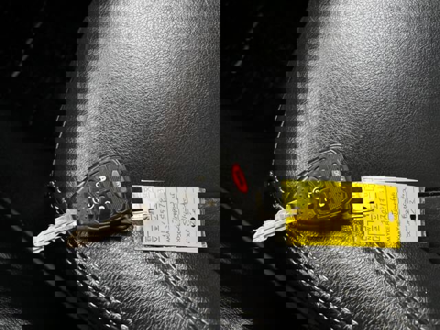 Used 2017 Jeep Wrangler Unlimited Sahara w/ Connectivity Group image 20