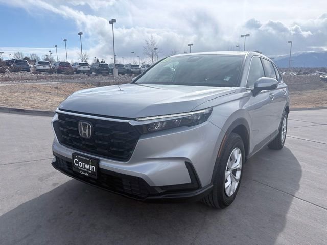 Used 2025 Honda CR-V LX image 3