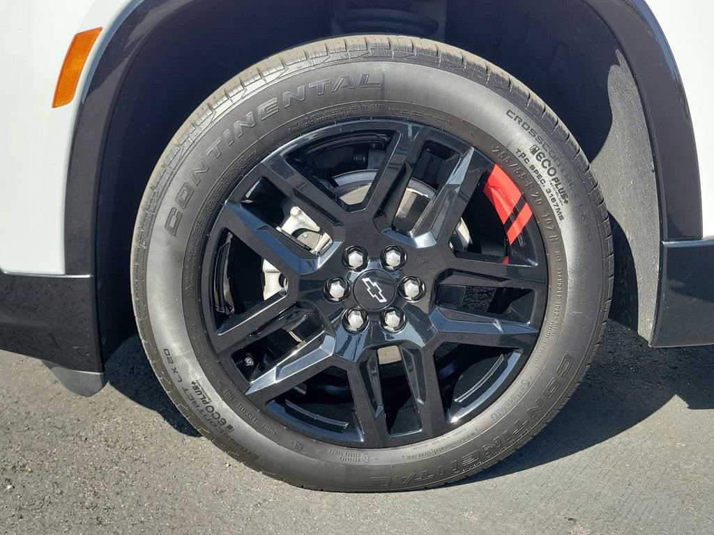Used 2023 Chevrolet Traverse Premier w/ Redline Edition AWD/4WD image 30