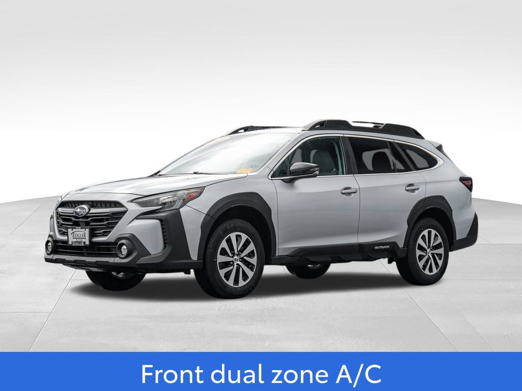 Used 2023 Subaru Outback Premium AWD/4WD image 3