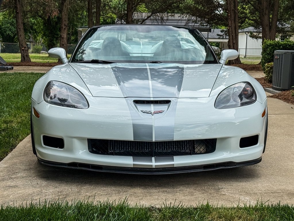 Used 2013 Chevrolet Corvette Grand Sport w/ 4LT Preferred Equipment Group RWD image 23