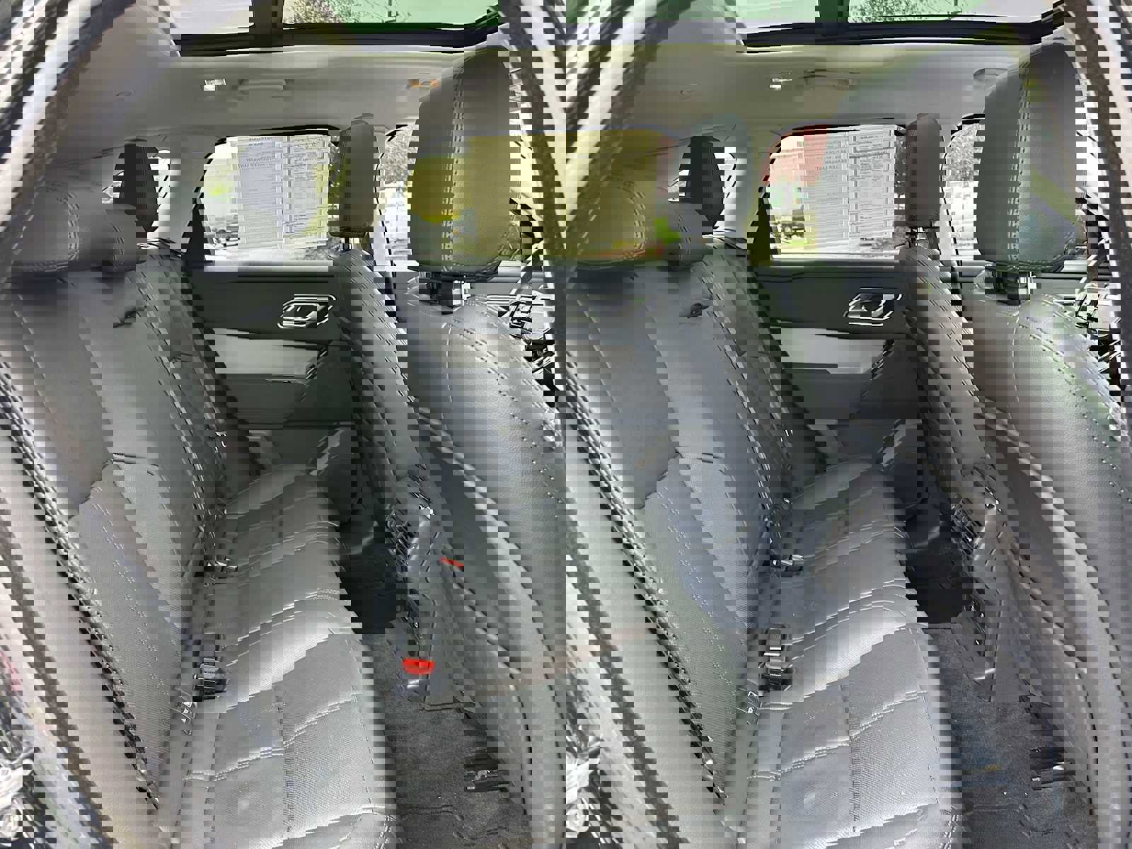 Used 2024 Land Rover Range Rover Velar S image 12