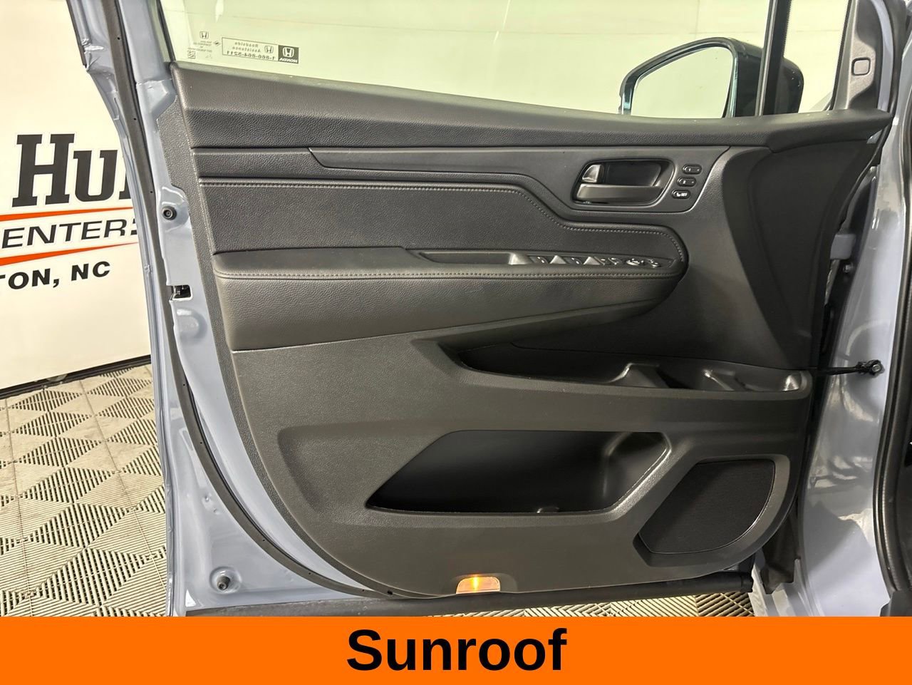Used 2025 Honda Odyssey Sport-L image 8