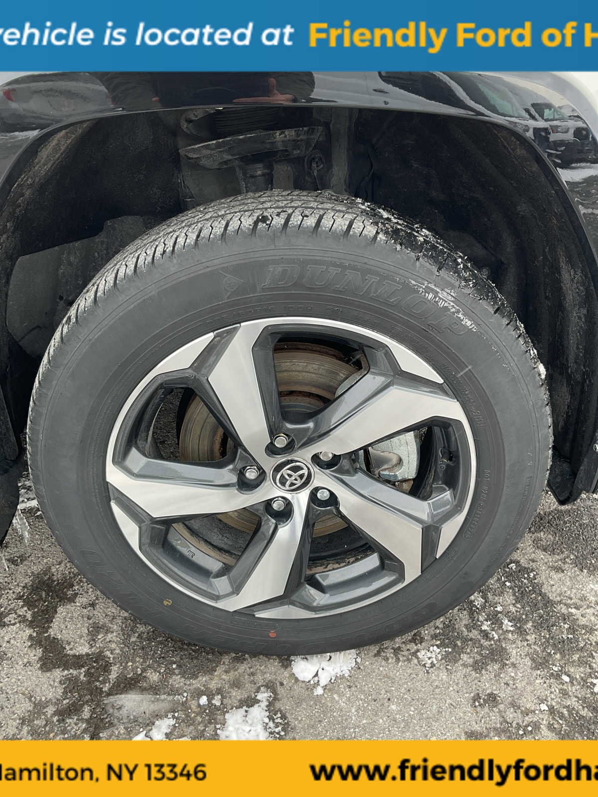 Used 2024 Toyota RAV4 SE w/ Weather & Moonroof Package image 14