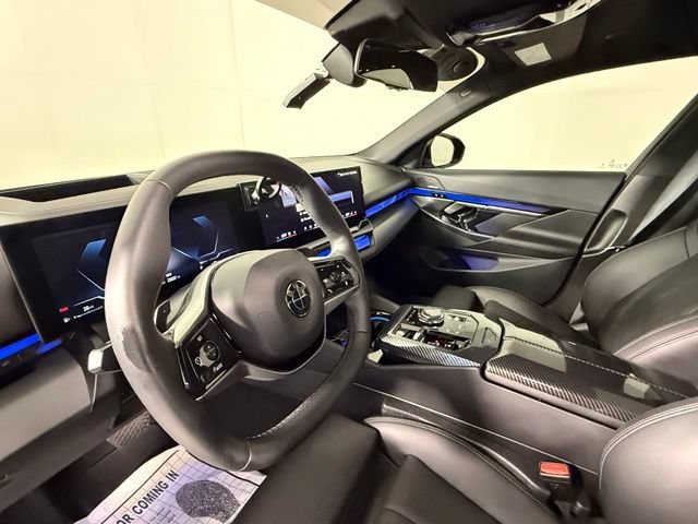 Used 2025 BMW 540i xDrive AWD/4WD image 6