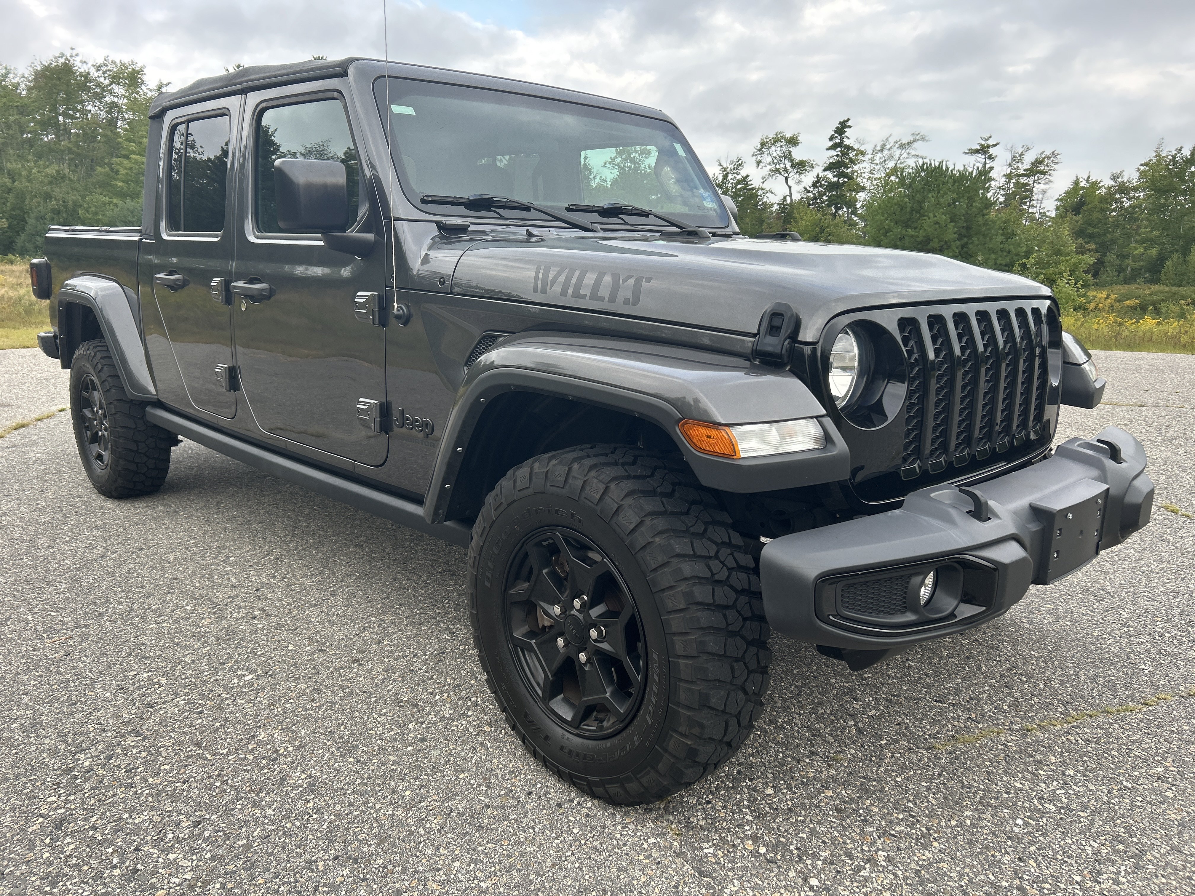 Used 2022 Jeep Gladiator Sport AWD/4WD image 3