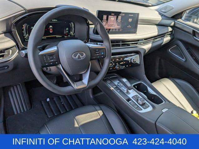 Certified 2025 INFINITI QX60 Luxe w/ Cargo Package AWD/4WD image 4