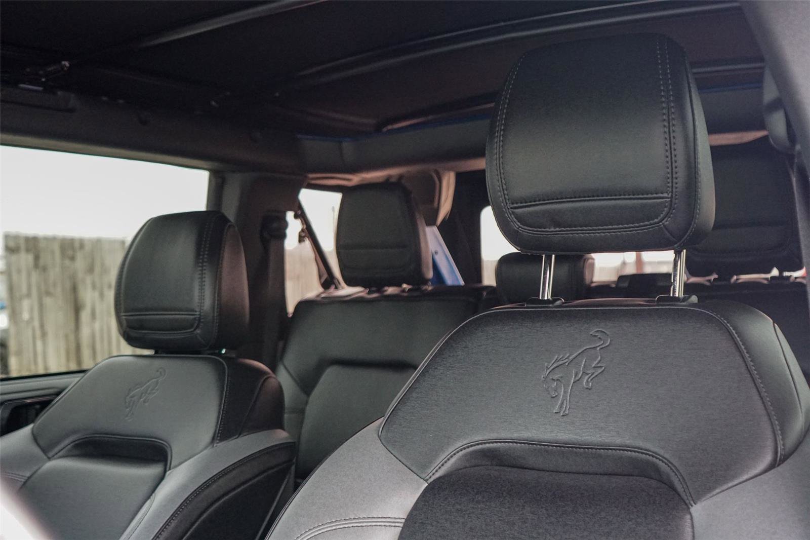 Used 2024 Ford Bronco Black Diamond image 11