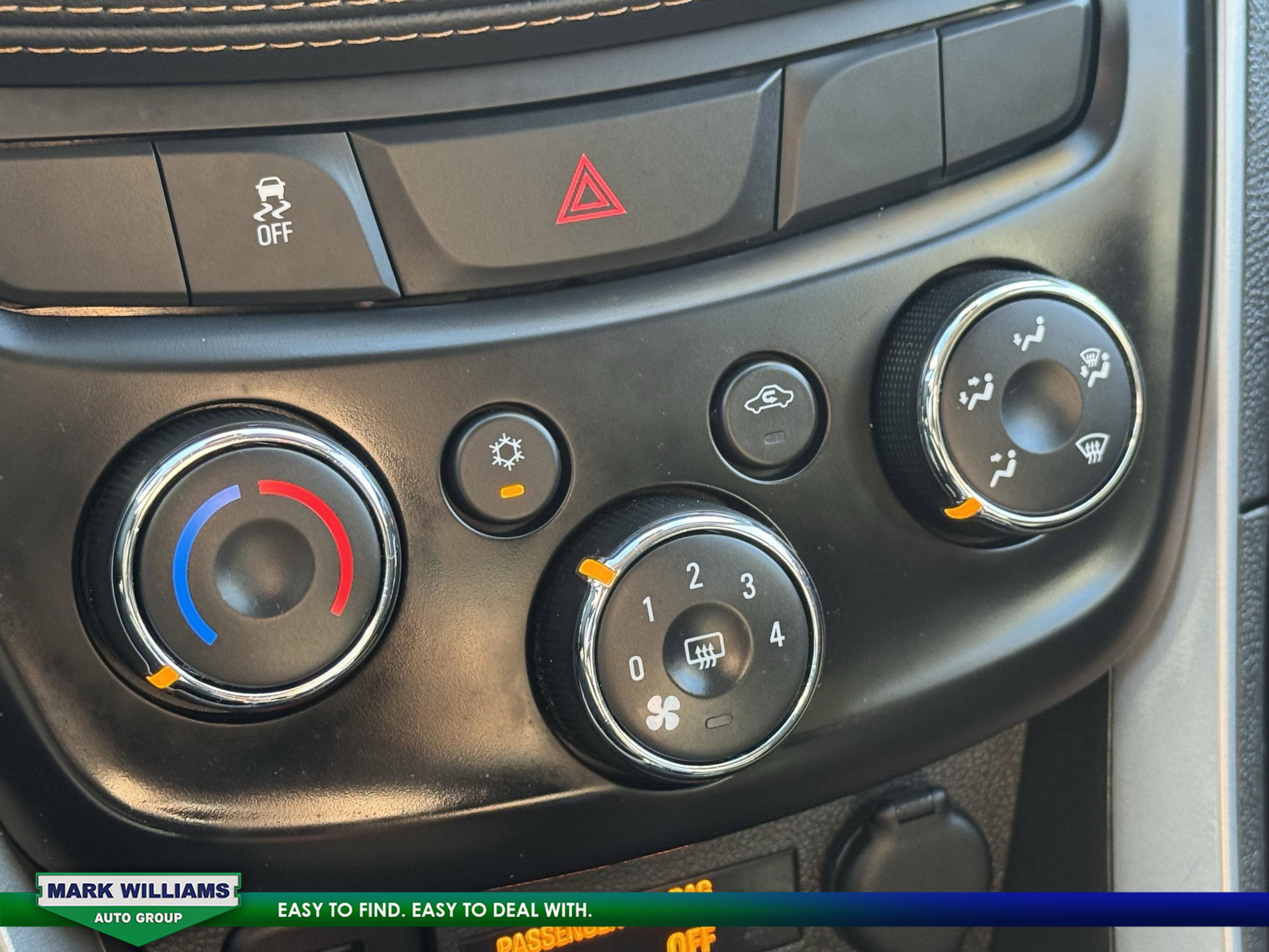 Used 2022 Chevrolet Trax LT w/ Midnight Edition image 23