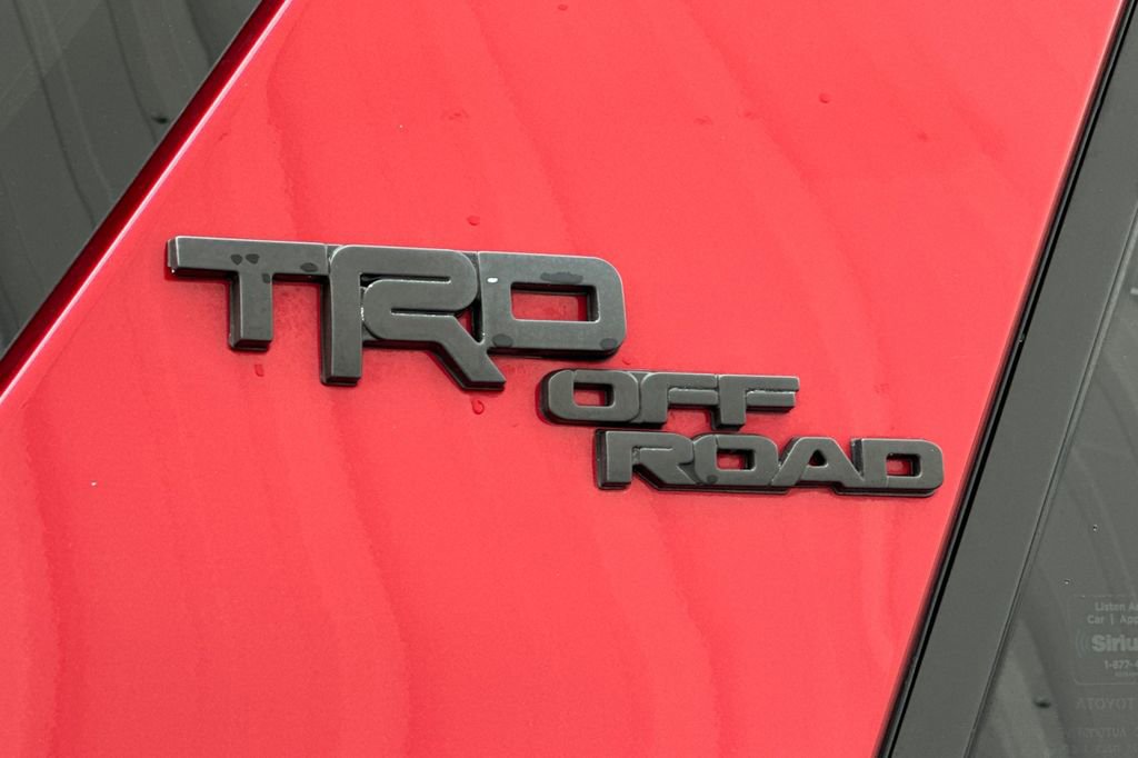 Used 2021 Toyota 4Runner TRD Off-Road Premium w/ Moonroof Package AWD/4WD image 29