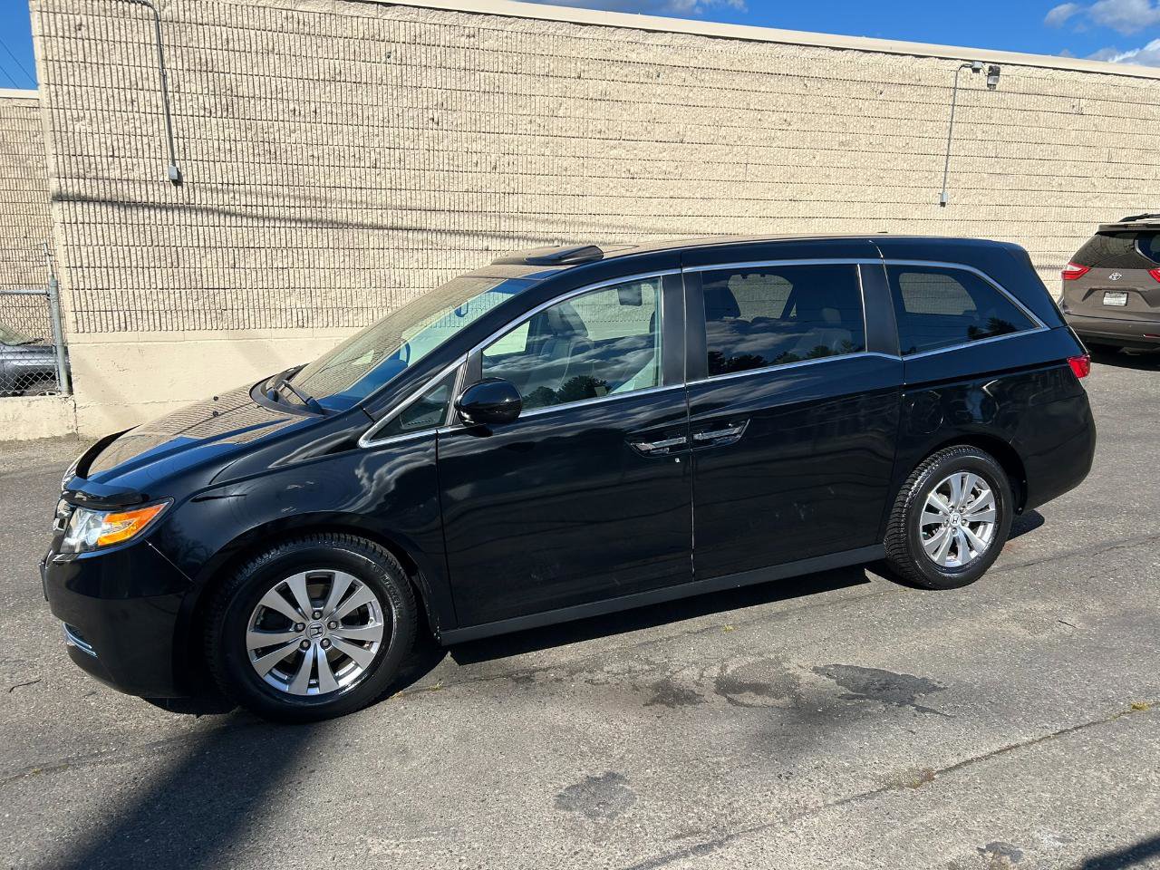 Used 2014 Honda Odyssey EX-L image 8