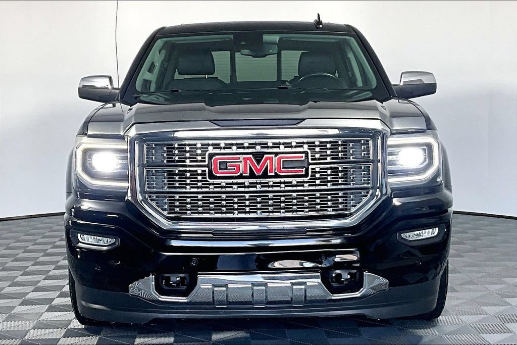 Used 2016 GMC Sierra 1500 Denali w/ Enhanced Driver Alert Package AWD/4WD image 3