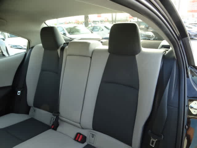 Used 2023 Toyota Corolla LE w/ Carpet Mat Package (TMS) image 20