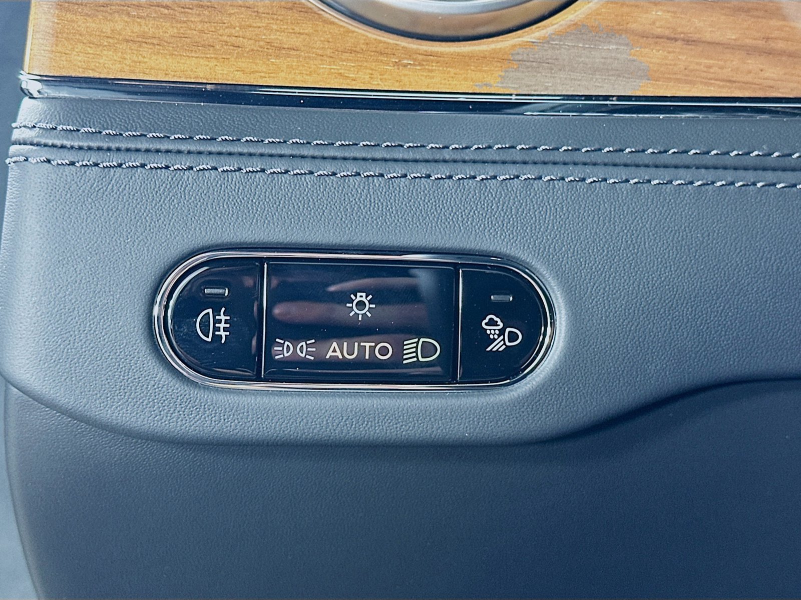 New 2026 Bentley Continental GT AWD/4WD image 13