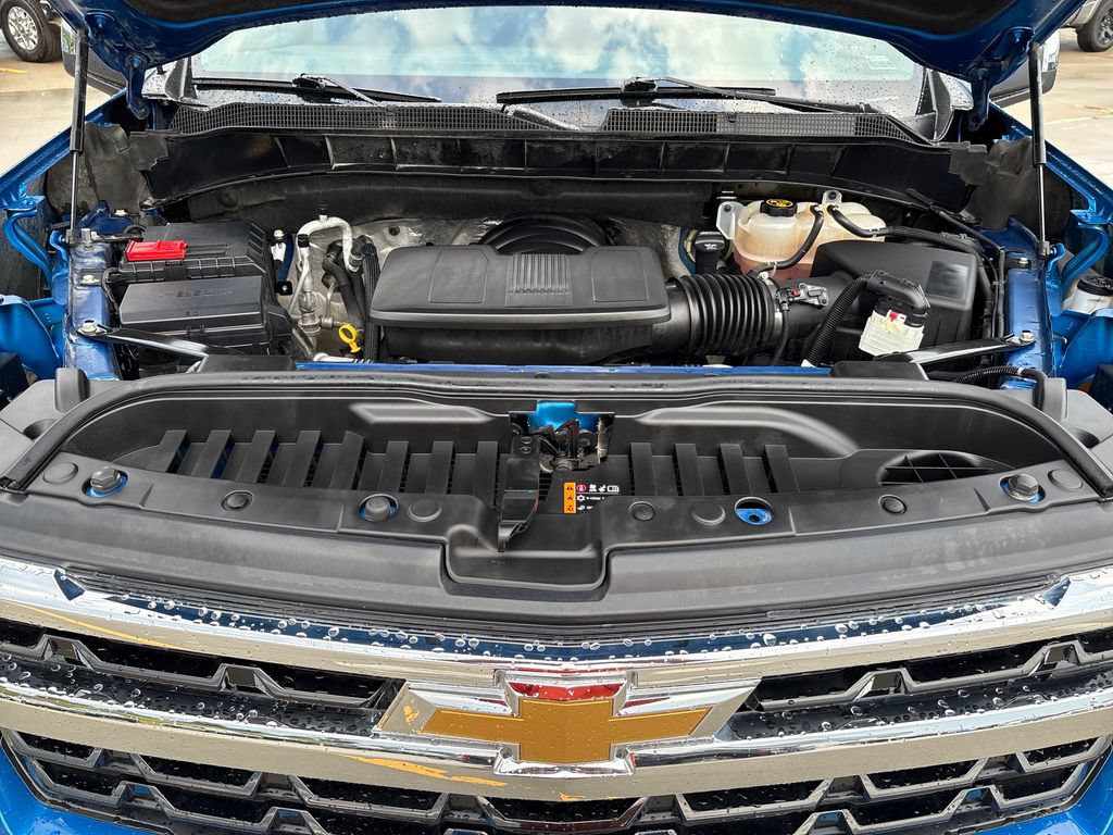 Used 2023 Chevrolet Silverado 1500 LT w/ Z71 Off-Road Package AWD/4WD image 29