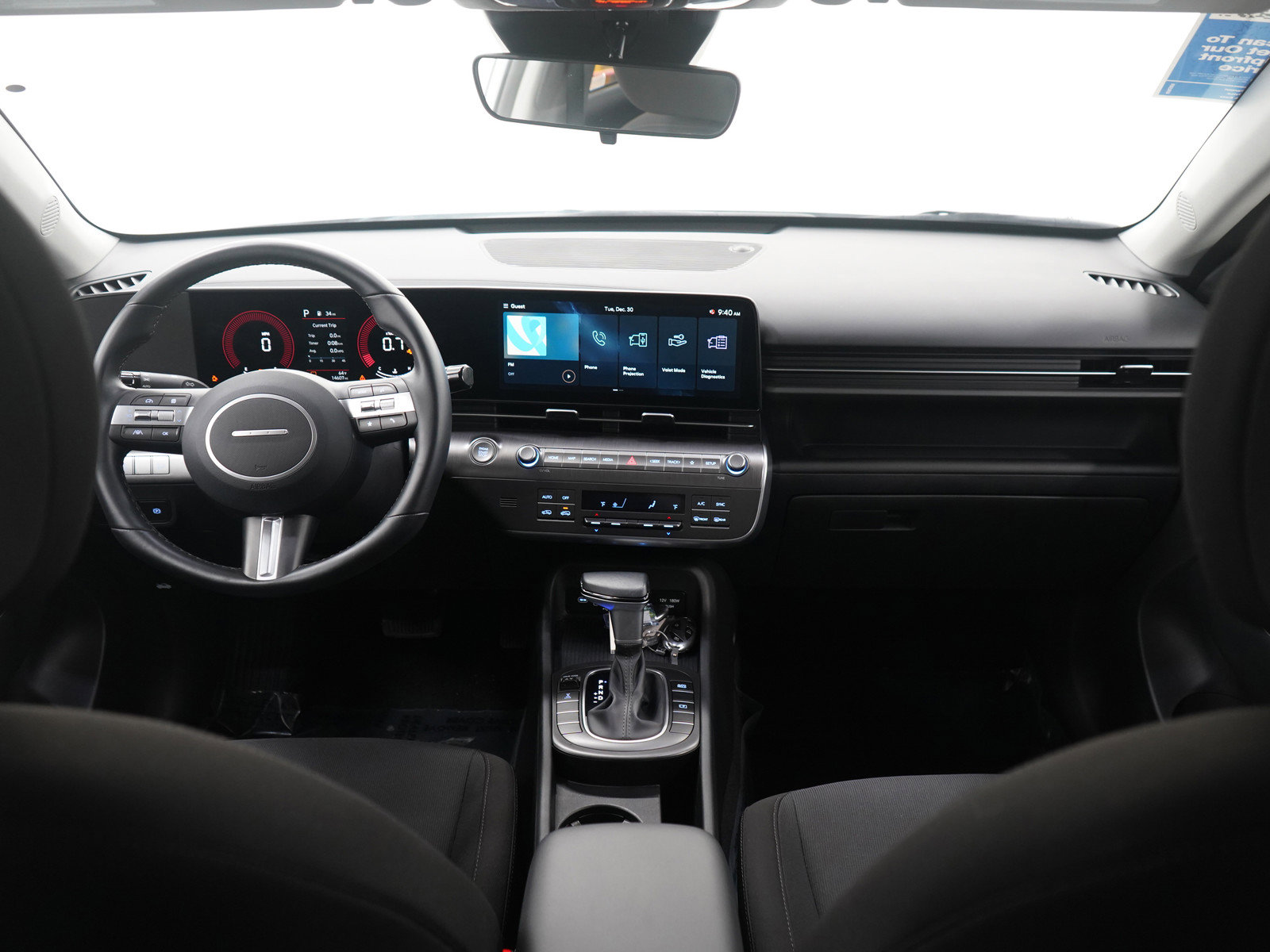Used 2025 Hyundai Kona SEL image 12