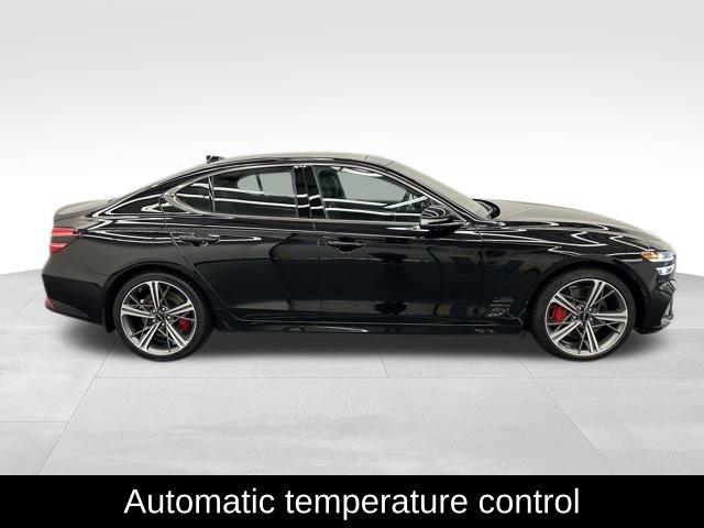 Used 2025 Genesis G70 3.3T Advanced image 11