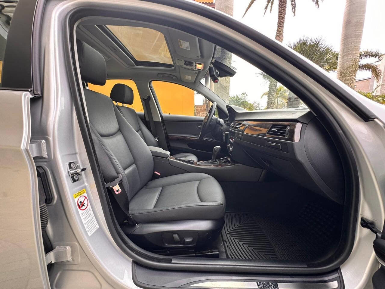 Used 2009 BMW 328i xDrive 328i xDrive AWD 4dr Sedan SULE image 23