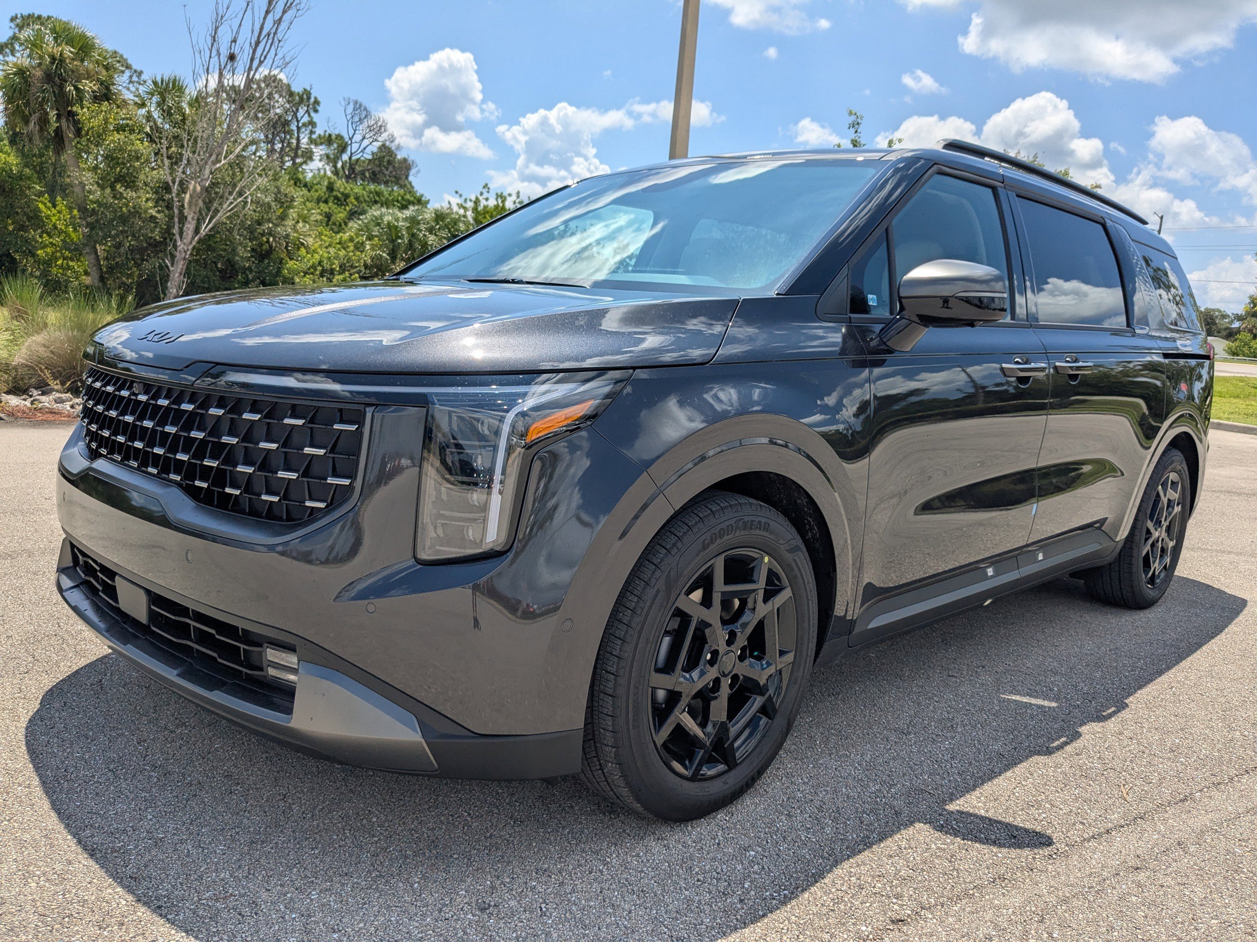 New 2026 Kia Carnival SX Prestige image 9