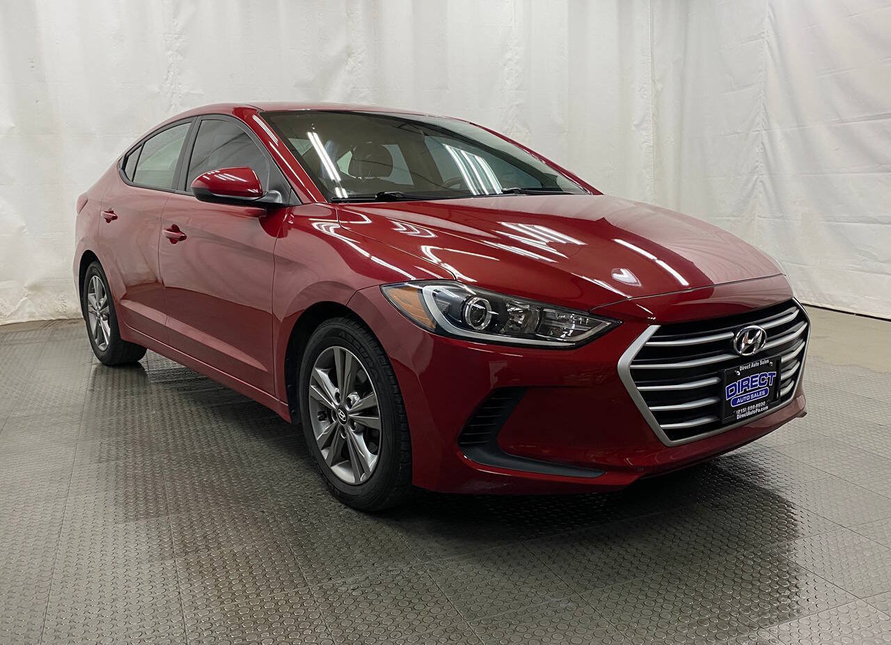 Used 2017 Hyundai Elantra SE FWD image 1