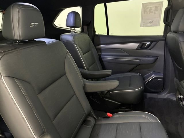 Certified 2025 Buick Enclave Sport Touring image 16