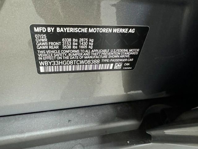 Certified 2026 BMW i5 eDrive40 w/ Premium Package AWD/4WD image 34