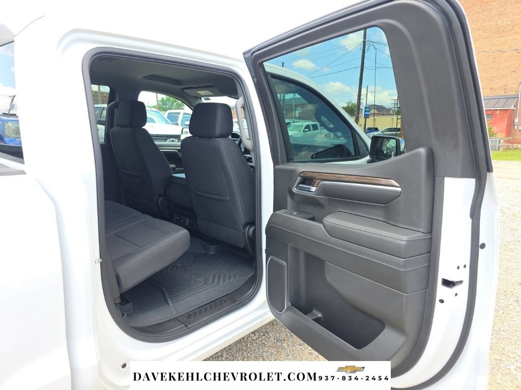 Used 2023 Chevrolet Silverado 1500 LT AWD/4WD image 20