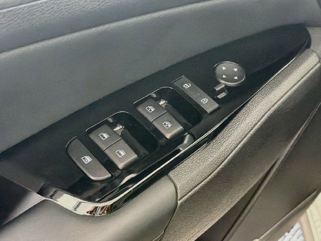 Used 2023 Kia Sportage X-Line AWD/4WD image 18