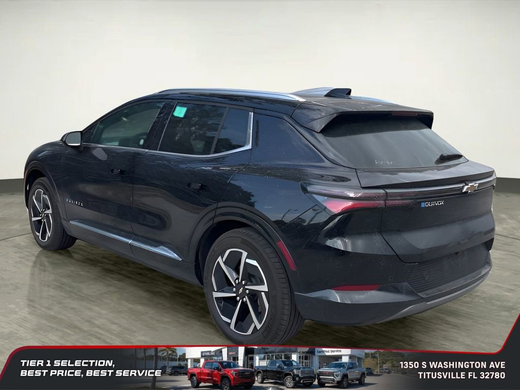 Used 2025 Chevrolet Equinox EV LT image 3