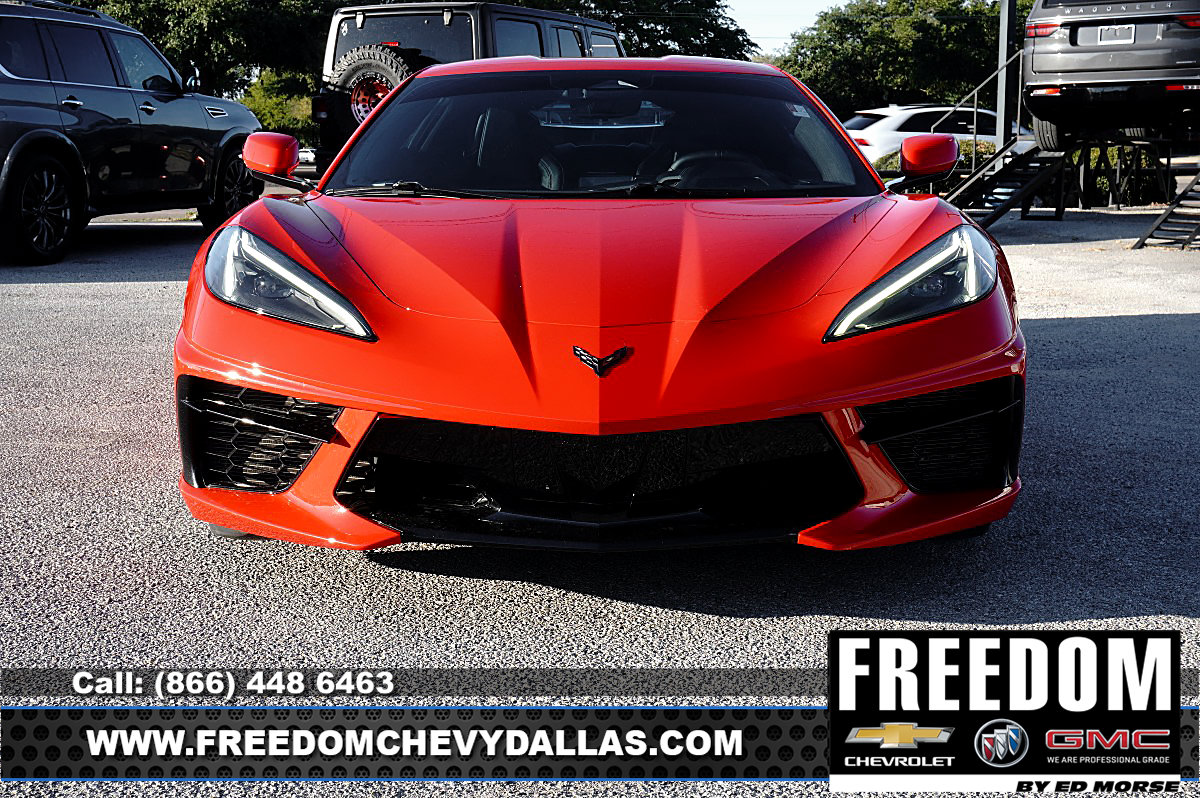 Used 2024 Chevrolet Corvette Stingray Coupe w/ 1LT RWD image 2