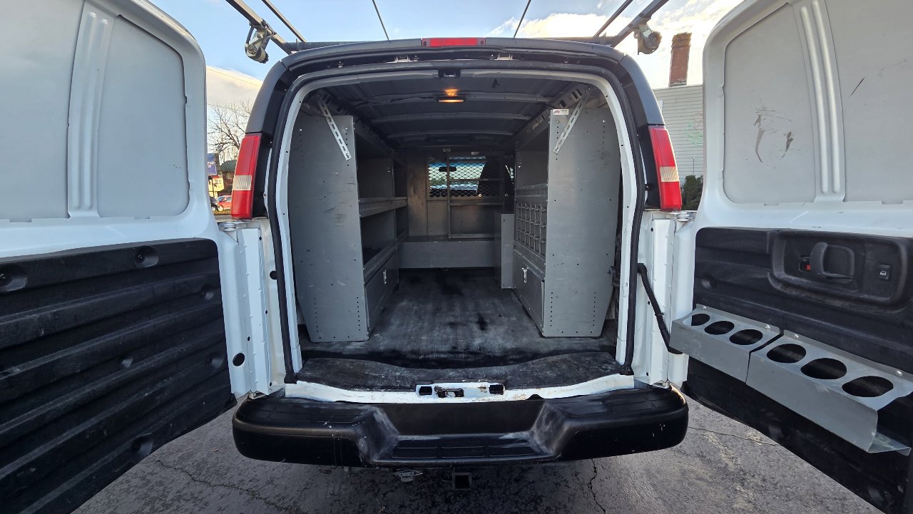 Used 2012 Chevrolet Express 3500 w/ Power Package image 20