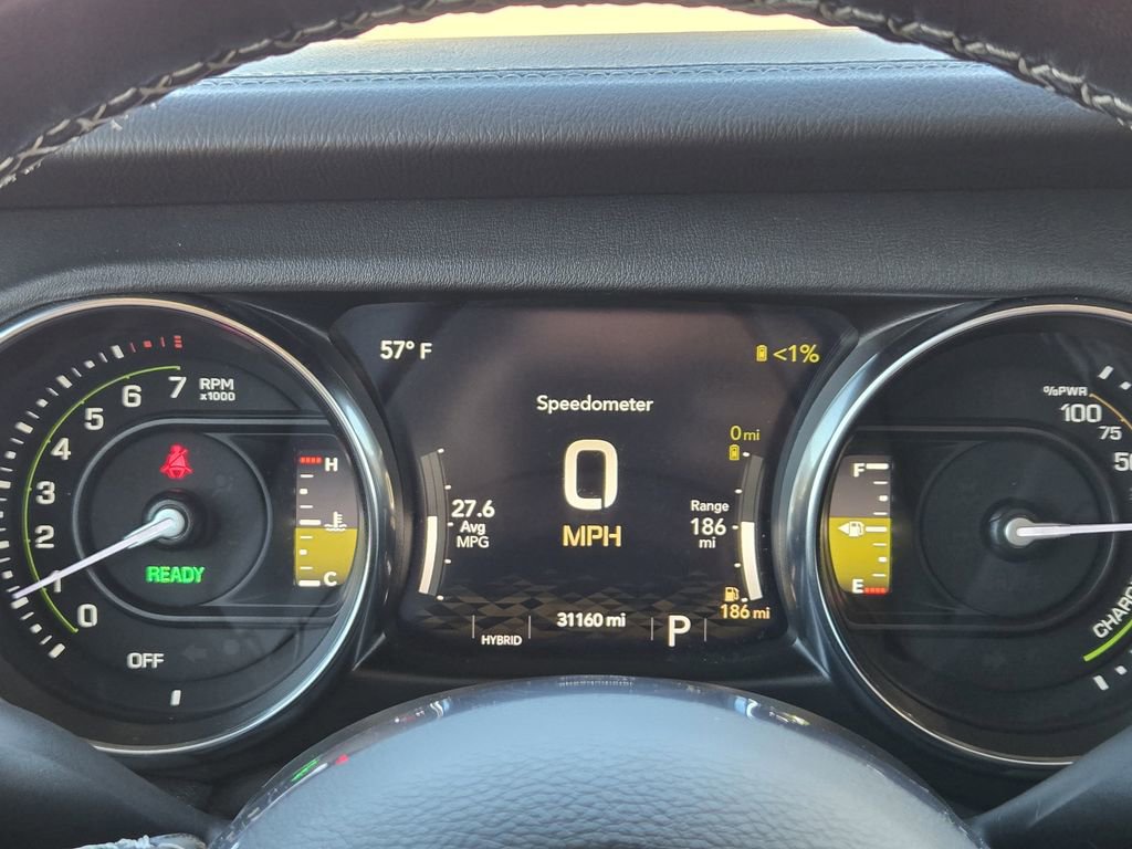 Used 2022 Jeep Wrangler Unlimited Sahara w/ Cold Weather Group image 17