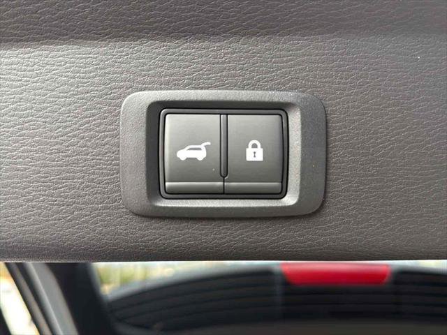 New 2026 Mitsubishi Outlander SE image 33