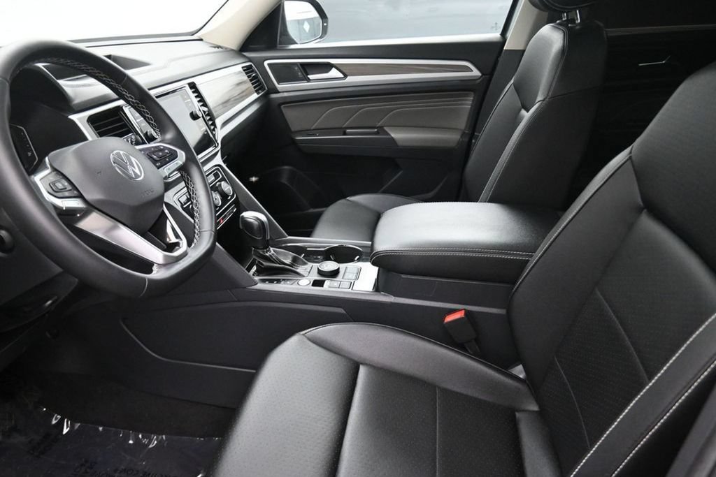 Used 2023 Volkswagen Atlas SEL AWD/4WD image 9
