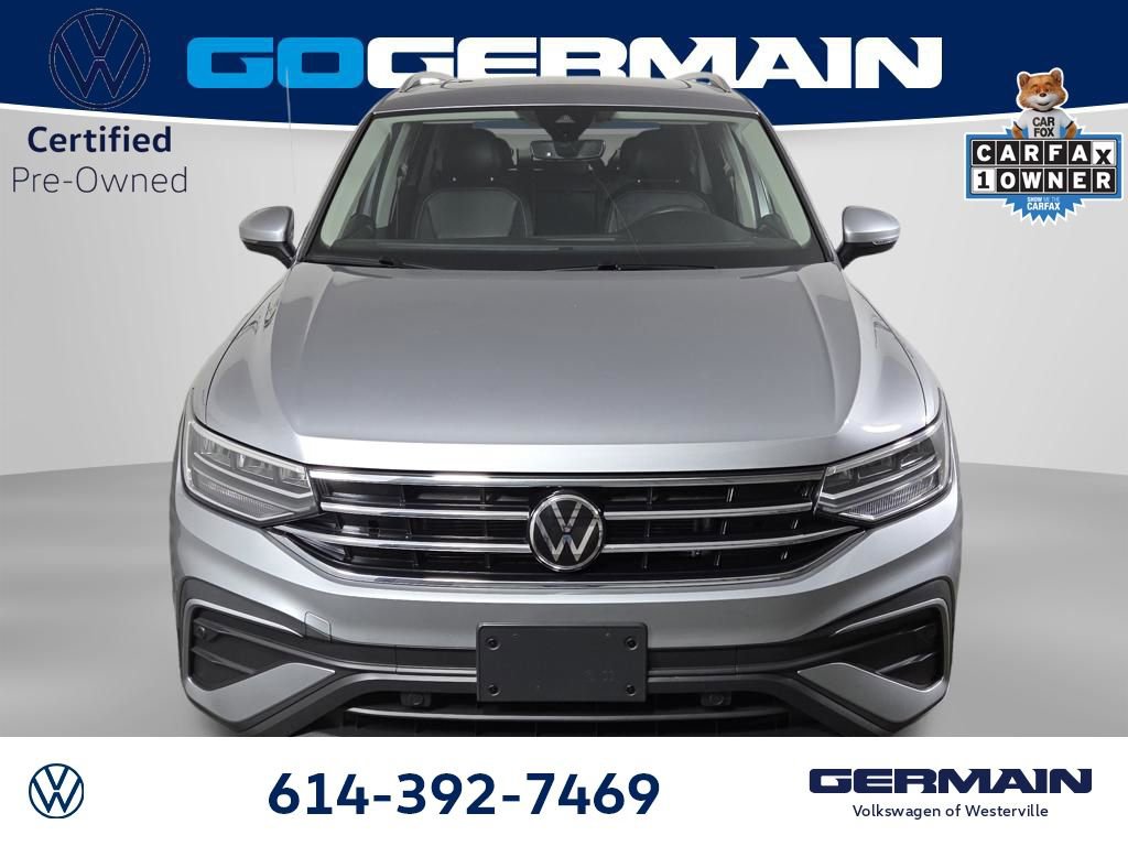 Certified 2023 Volkswagen Tiguan SE w/ Panoramic Sunroof Package image 3