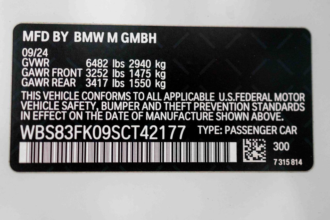 Used 2025 BMW M5 w/ Carbon Package AWD/4WD image 46