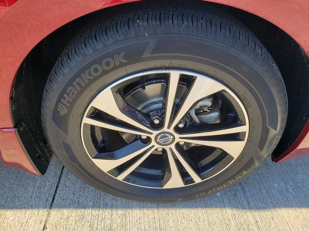 Certified 2022 Nissan Sentra SV image 47