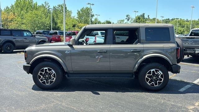 New 2026 Ford Bronco Outer Banks AWD/4WD image 4