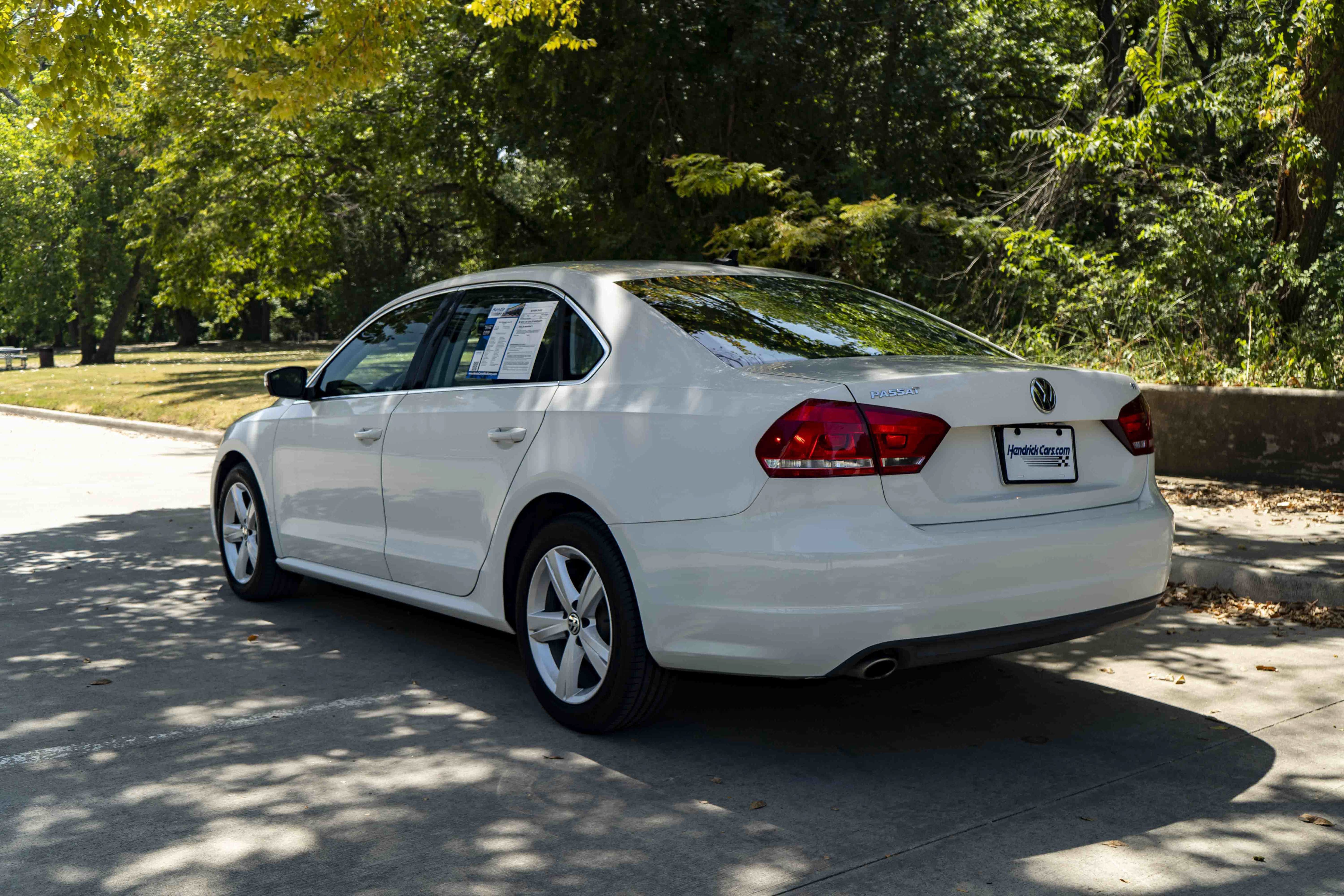 Used 2013 Volkswagen Passat 2.5 SE FWD image 7