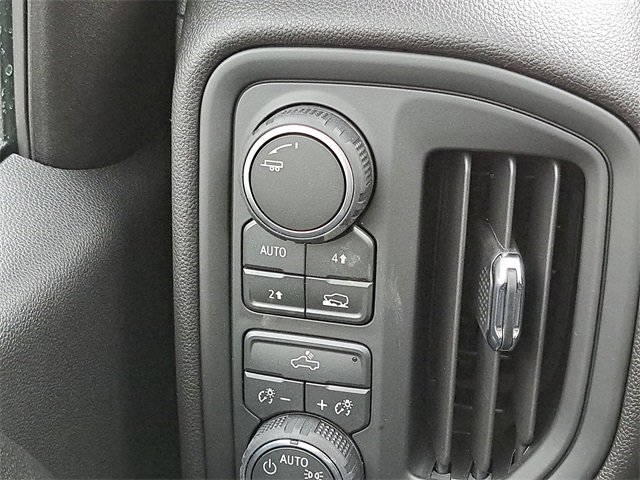 Used 2026 Chevrolet Silverado 1500 Custom w/ Rally Edition image 17