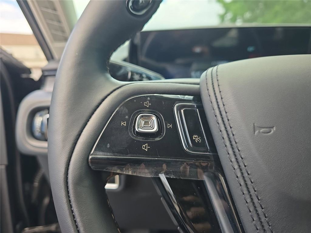 New 2026 Lincoln Aviator AWD image 23