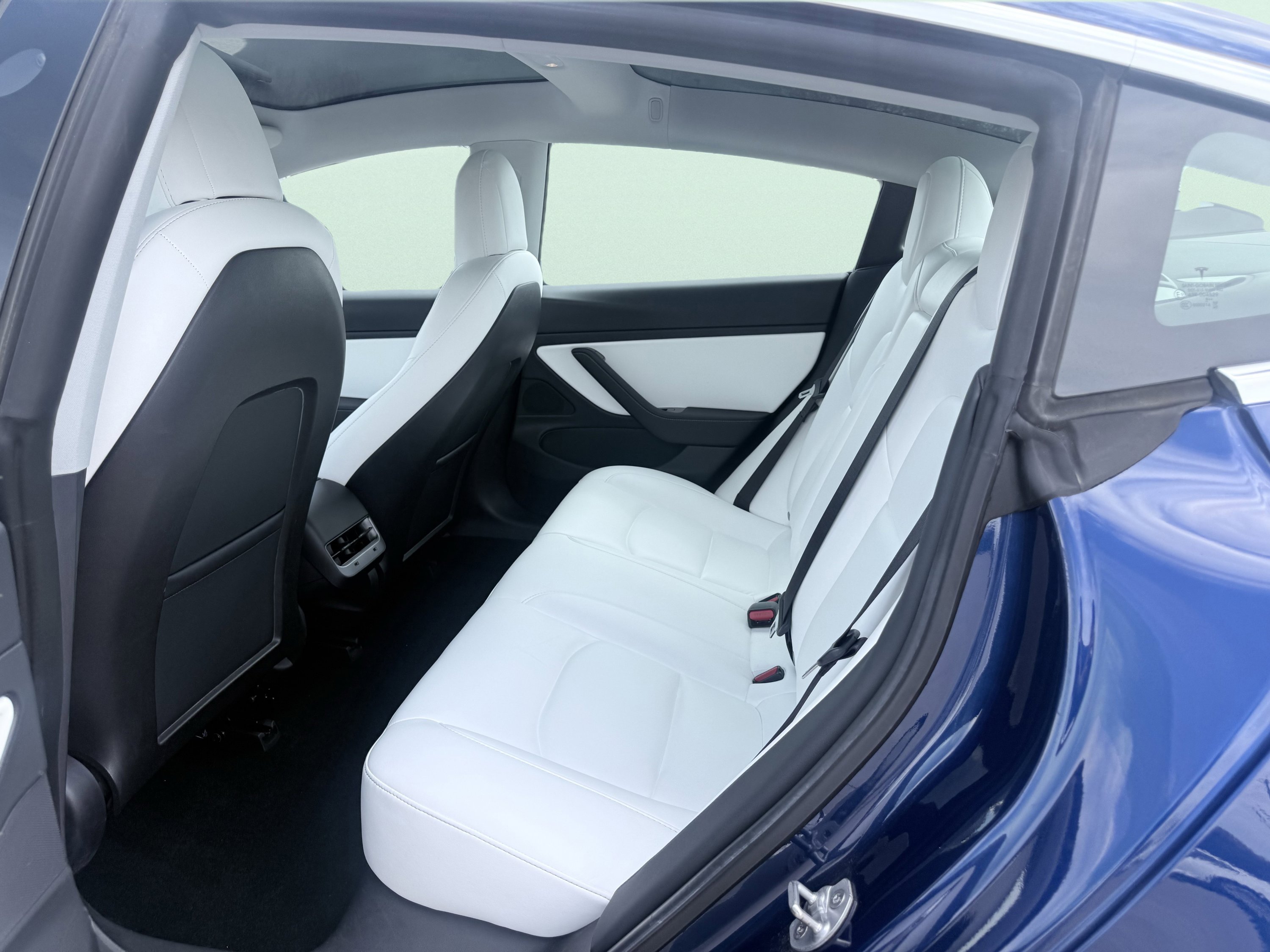 Used 2020 Tesla Model 3 Long Range image 28