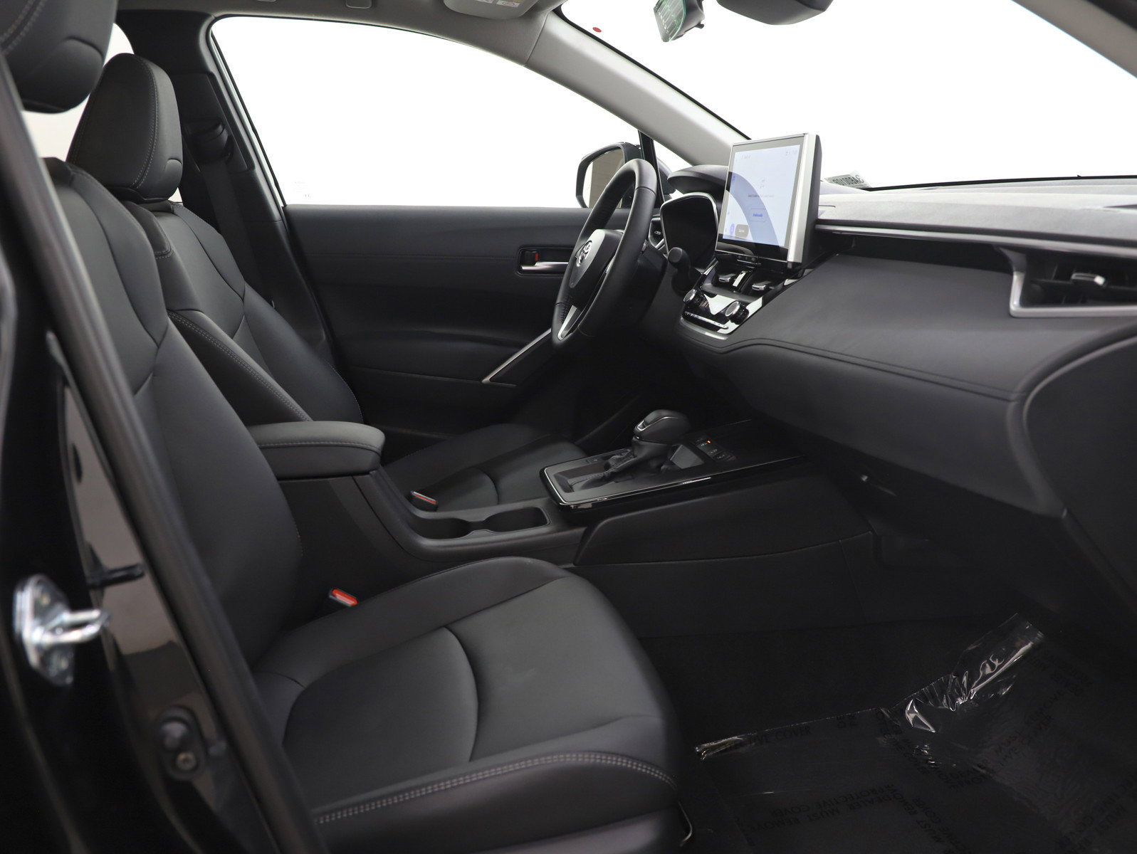 Used 2026 Toyota Corolla Cross XLE w/ Convenience Package image 13