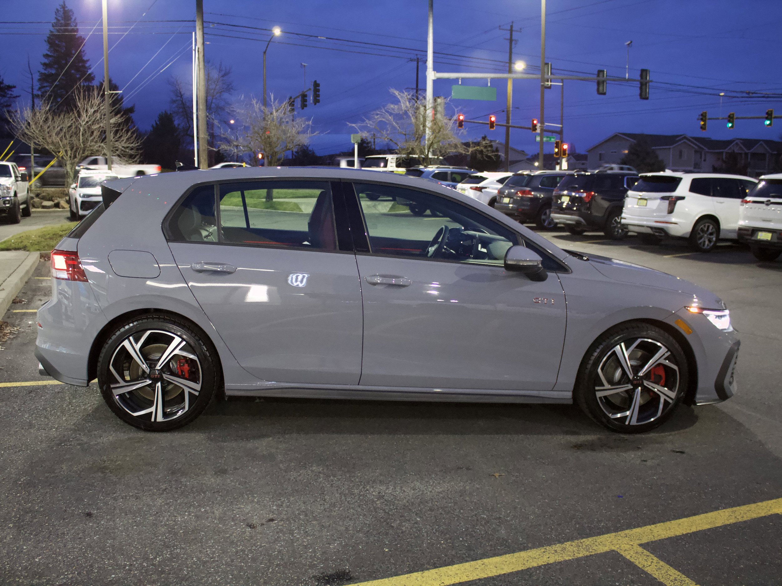 New 2026 Volkswagen GTI SE image 4