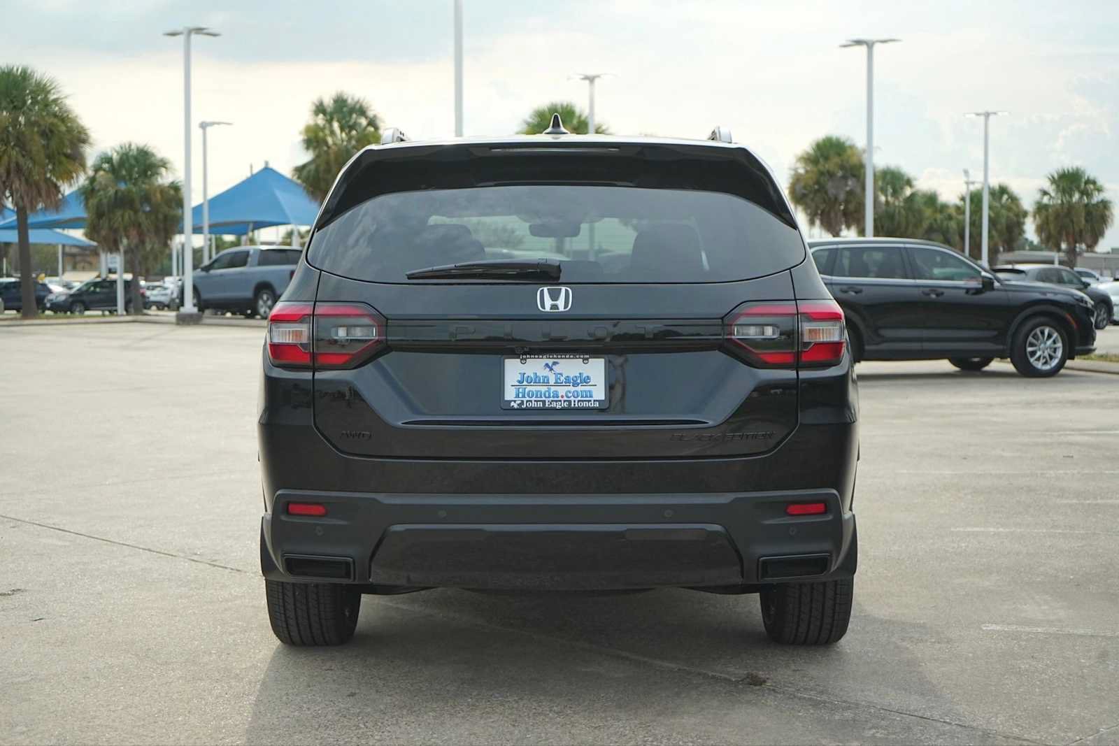 New 2026 Honda Pilot Black Edition image 5